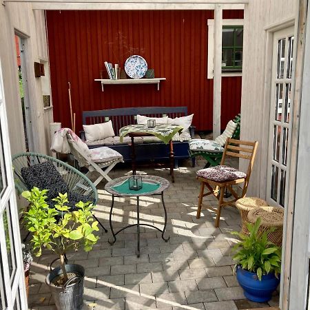 Sjoebacken Gard Bed & Breakfast Lerdala Exterior foto